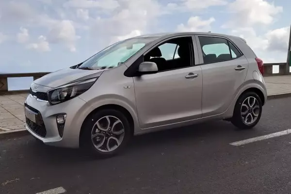 KIA Picanto for rent in Portugal