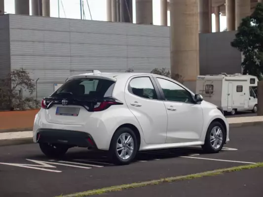 Toyota Yaris for rent in Portugal