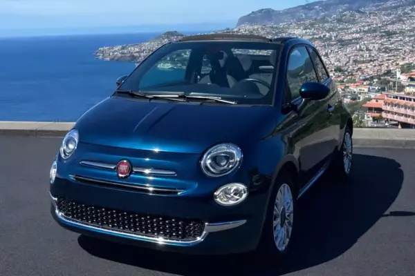 Fiat 500 for rent in Canico